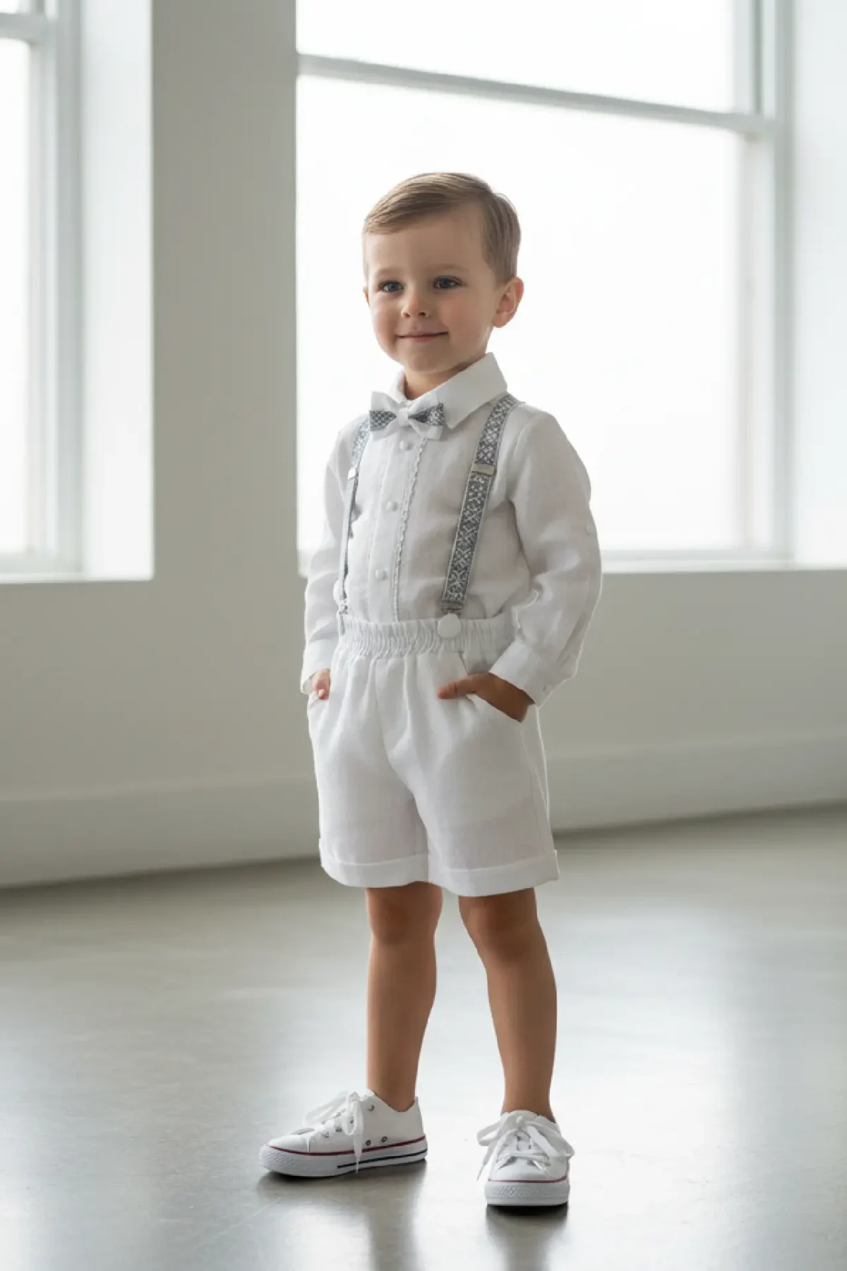 Lininis baltas kostiumėlis