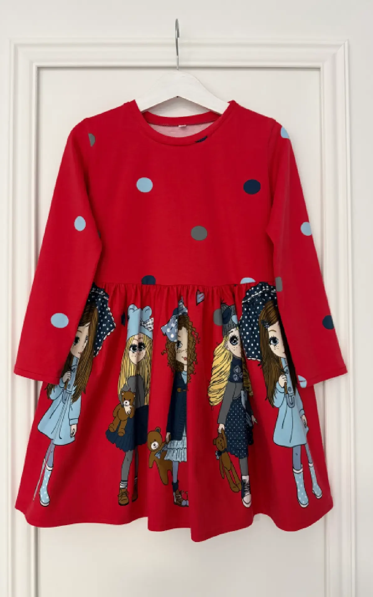 Patogi mergaitiška suknelė