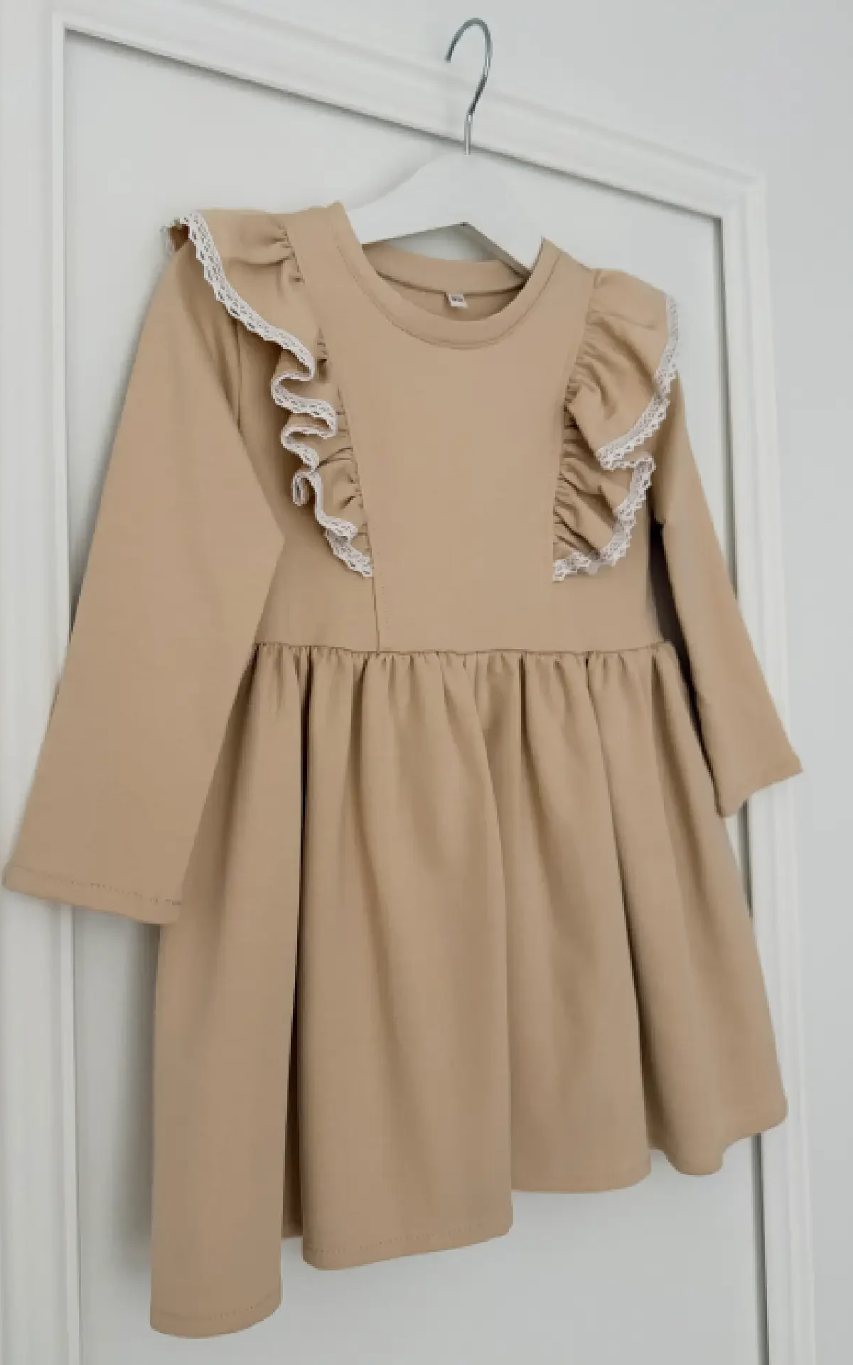 Puošni trikotažinė suknelė