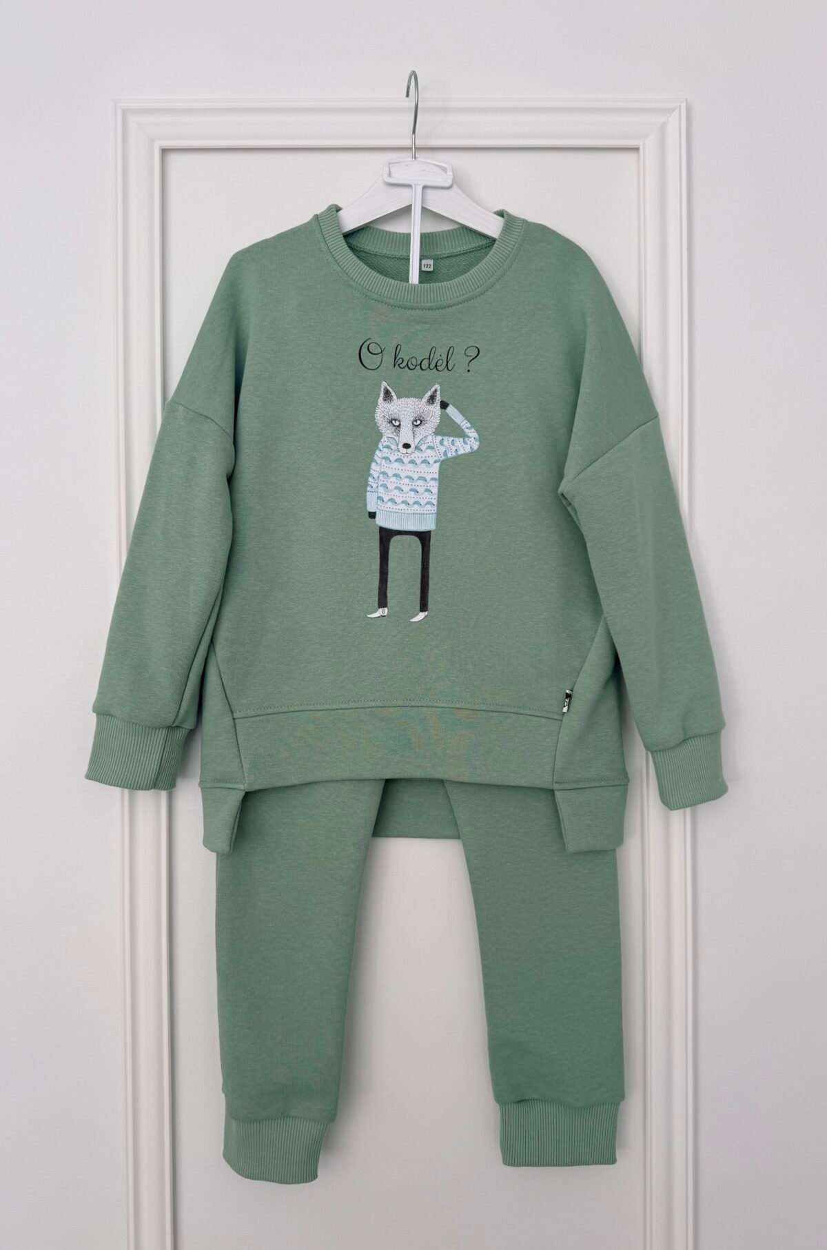 Trikotažinis laisvalaikio kostiumėlis